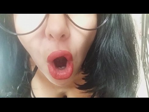 ❤️ Honey, uwar uwarki bazata bari ki tafi makaranta ba yau... Ina bukatarki da yawa... Batsa